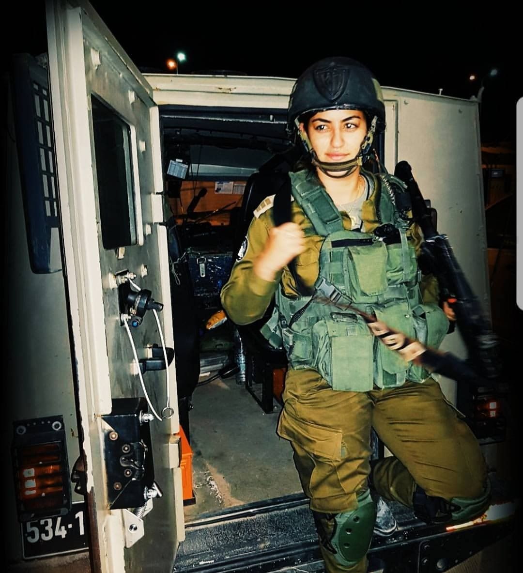 תמונה של חן כלב מתכננת פיננסית מתקופת הצבא